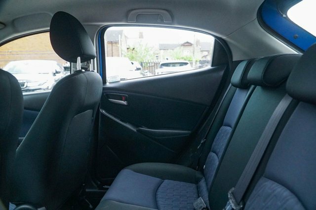 Mazda 2 2015 1.5 Skyactiv-g Se-l Hatchback Manu SH65EFR Blue #4