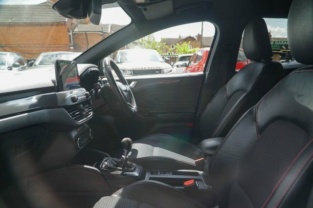 Ford Focus 2019 1.0T Ecoboost St-line X Hatchback EY19CGO Grey #2