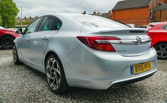 Vauxhall Insignia 2016 2.0 Cdti Ecoflex Sri VX Line Nav Hatchback Silver #4