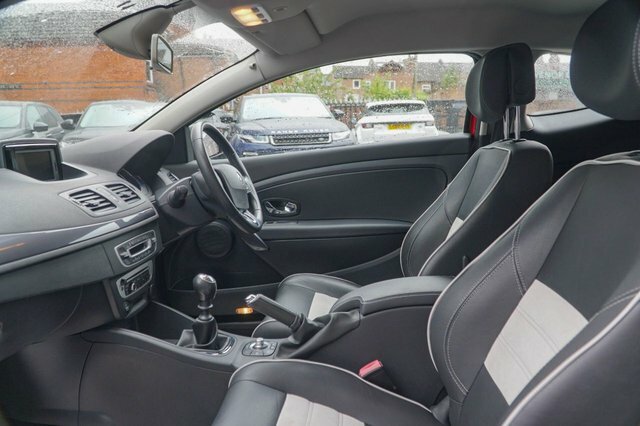 Renault Megane 2015 1.2 Tce Energy Dynamique Tomtom Coupe Pet Red #2