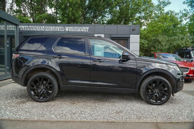 Land Rover Discovery Sport 2017 2.0 Td4 Hse Black Suv 4Wd Eur OW17PZL Black #6