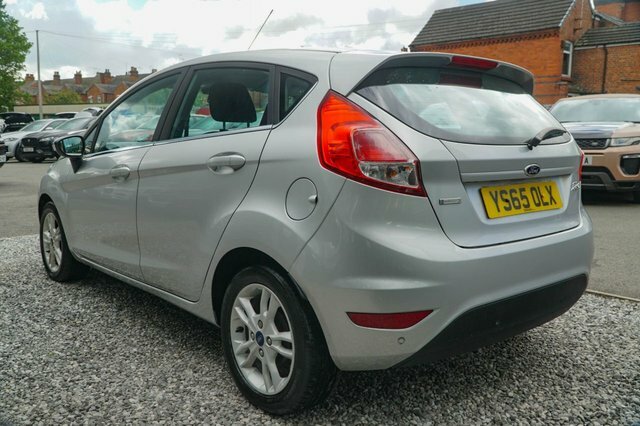 Ford Fiesta 2015 1.0T Ecoboost Zetec Hatchback Manu YS65OLX Silver #5