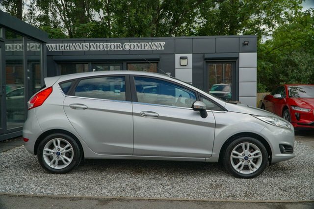 Ford Fiesta 2015 1.0T Ecoboost Zetec Hatchback Manu YS65OLX Silver #6