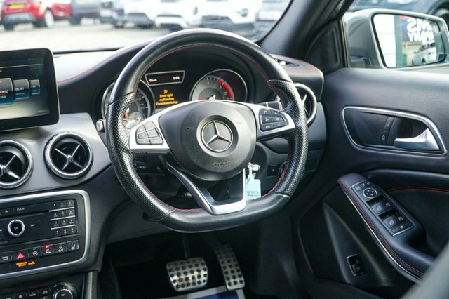 Mercedes-Benz GLA Class 2016 2.1 Gla220d Amg Line Premium Suv RV66ZDN Grey #4