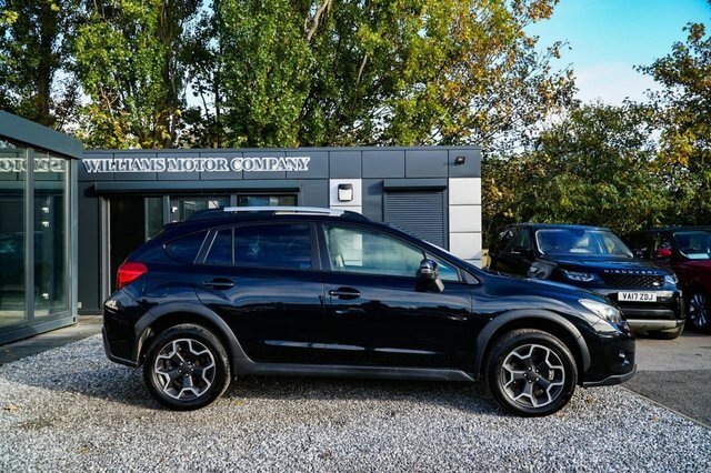 Subaru XV 2013 2.0D Se Lux Premium Suv 4Wd Black #2