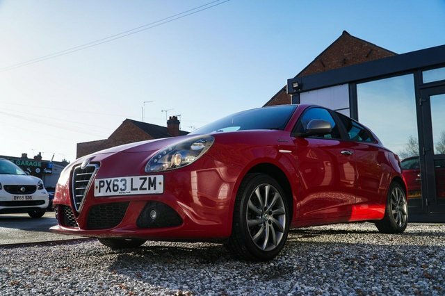 Alfa Romeo Giulietta 2013 1.4 Tb Multiair Collezione Hatchback Petr Red #5