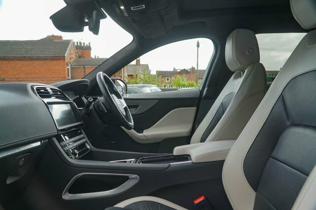 Jaguar F-Pace 2019 3.0 D300 V6 S Suv Awd Euro 6 SB19OPN Black #2