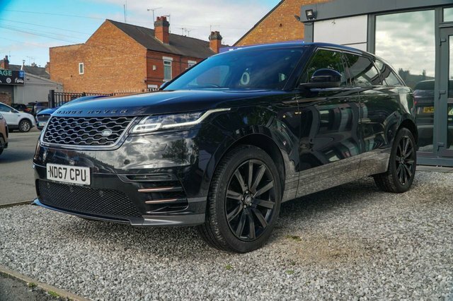 Land Rover Range Rover Velar 2017 2.0 D180 R-dynamic S Suv 4Wd ND67CPU Black #3