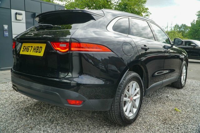 Jaguar F-Pace 2017 2.0 D165 Prestige Suv Euro Black #5