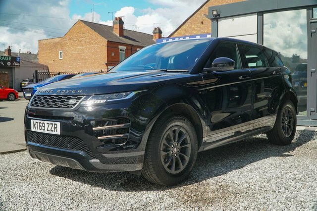 Land Rover Range Rover Evoque 2019 2.0 D150 R-dynamic Suv Fwd MT69ZZR Black #3