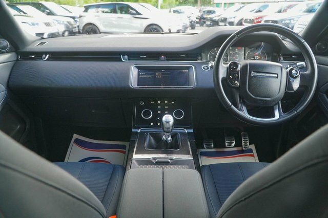 Land Rover Range Rover Evoque 2019 2.0 D150 R-dynamic Suv Fwd MT69ZZR Black #4