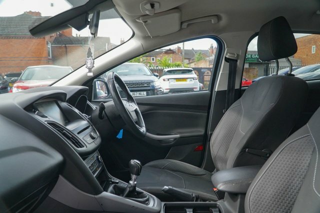 Ford Focus 2016 1.0T Ecoboost Zetec Hatchback Manu FM16JVL Grey #2