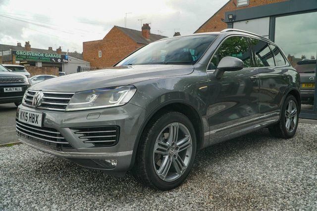 Volkswagen Touareg 2015 3.0 Tdi V6 Bluemotion Tech R-line Suv Die KY15HBX Grey #3