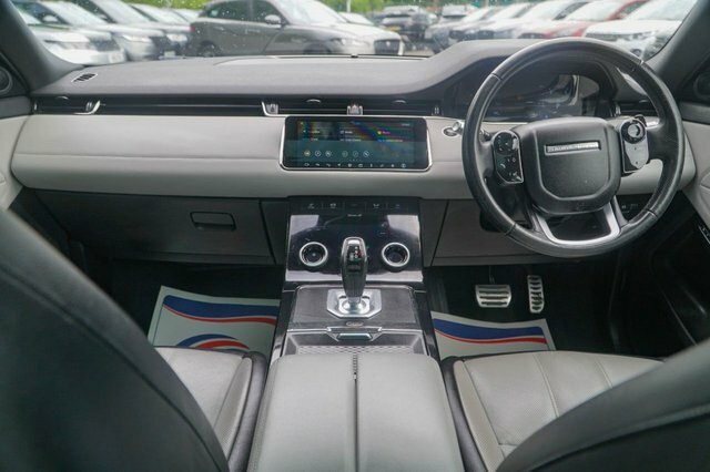 Land Rover Range Rover Evoque 2019 2.0 D150 R-dynamic Se Suv 4Wd EY19OGT Red #2