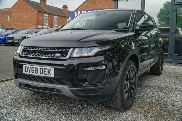 Land Rover Range Rover Evoque 2018 2.0 Ed4 Se Tech Suv Fwd Eur OV68OEK Black #3