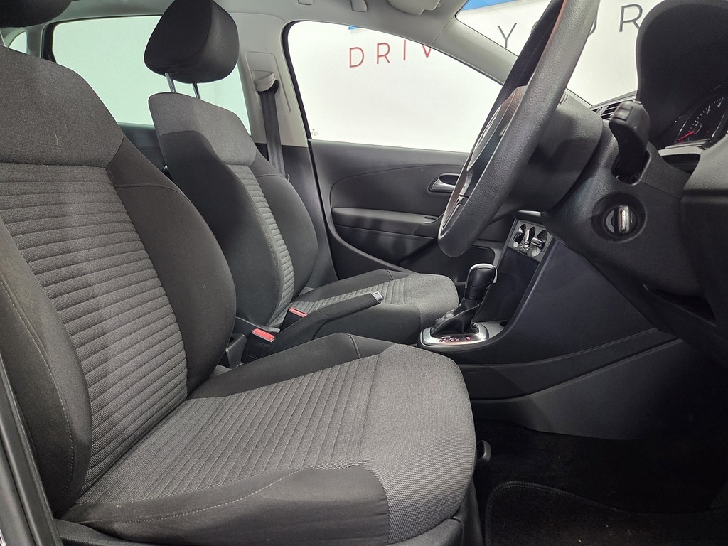 Volkswagen Polo 1.4 Match Edition Hatchback Dsg Euro 5 Black #2