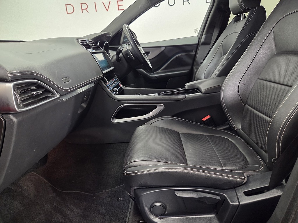 Jaguar F-Pace 2.0 D180 R-sport Suv Awd Euro 6 S KY19UPN Red #6