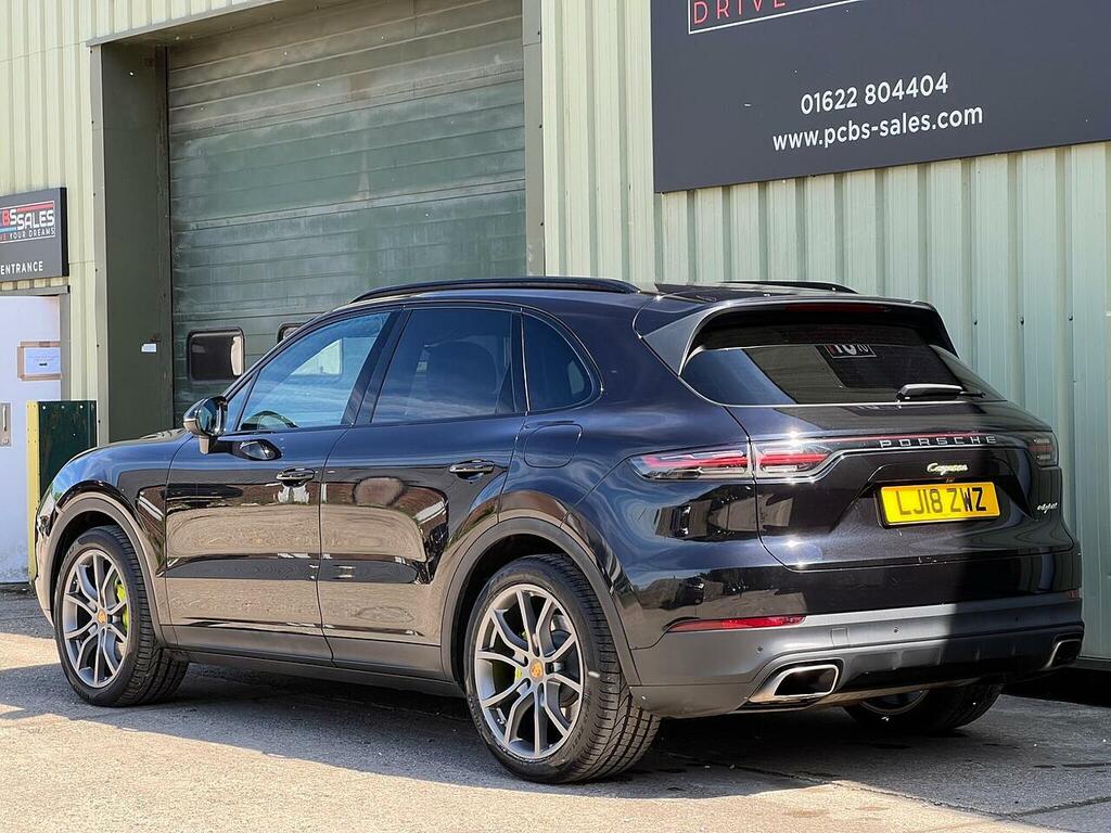 Porsche Cayenne 3.0 V6 E-hybrid 14Kwh Suv Plug-in Hybri Black #4