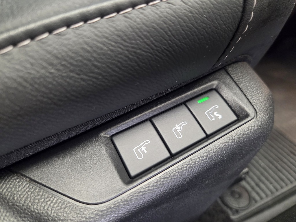Citroen C4 1.5 Bluehdi Shine Plus Hatchback Eat8 E Blue #4