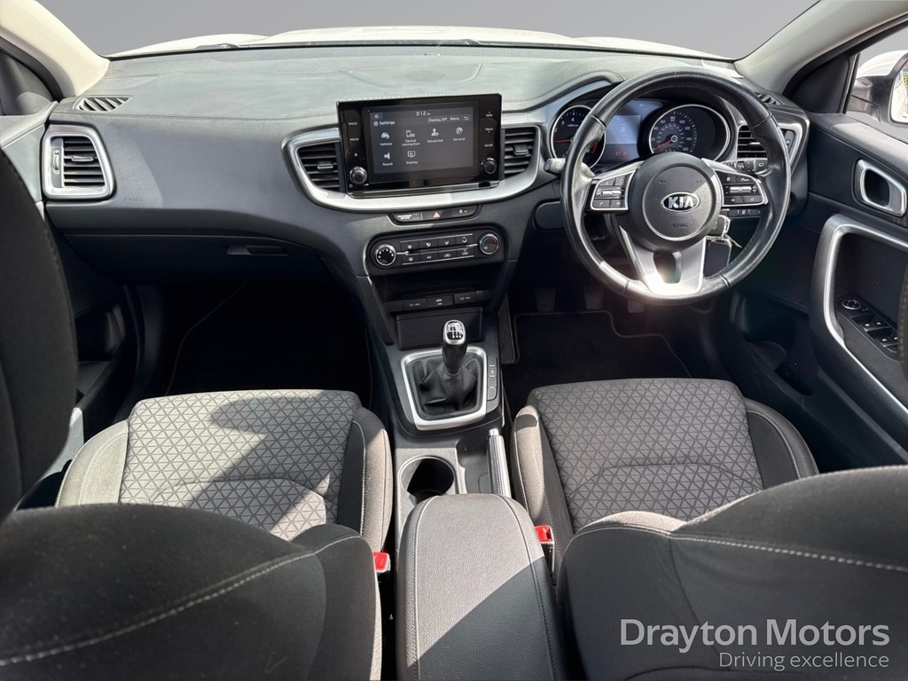 Kia Xceed 1.0 T Gdi 2 Suv White #2