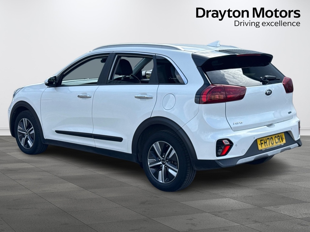 Kia Niro 1.6 Gdi 2 Suv Hybrid Dct FH70CRV White #6