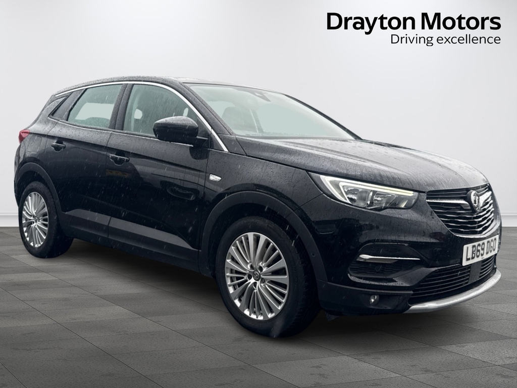 Vauxhall Grandland X 1.2 Turbo Business Edition Nav Suv Manu Black