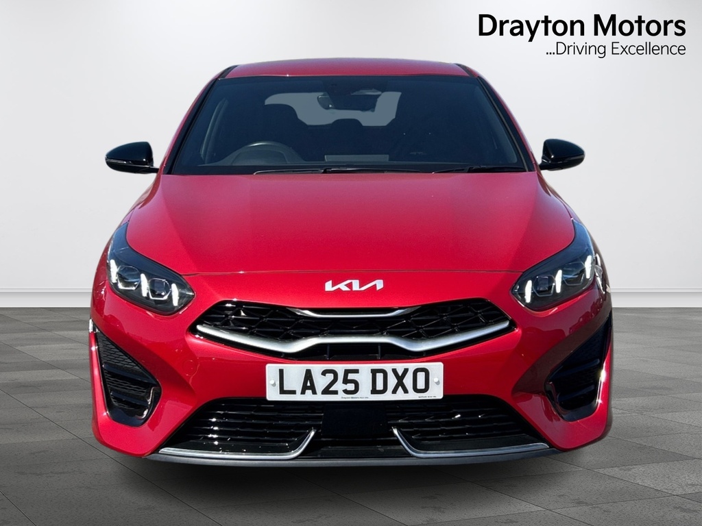 Kia Ceed 1.5 T Gdi Gt Line Hatchback Dct LA25DXO Red #3