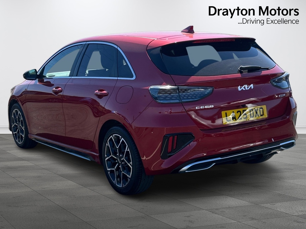 Kia Ceed 1.5 T Gdi Gt Line Hatchback Dct LA25DXO Red #6