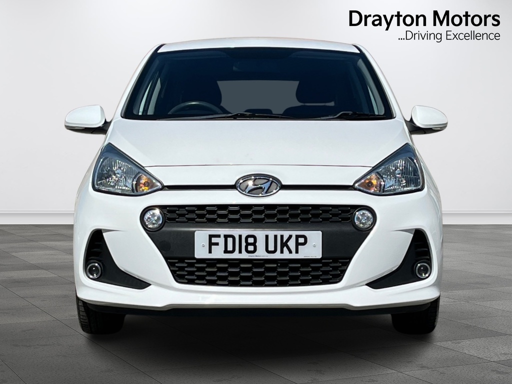 Hyundai I10 1.2 Premium Hatchback FD18UKP White #3