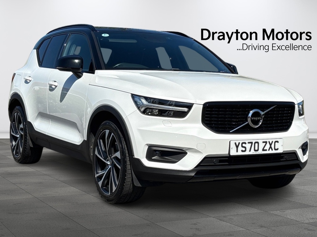 Volvo XC40 1.5H T5 Twin Engine Recharge 10.7Kwh R Design Pro White
