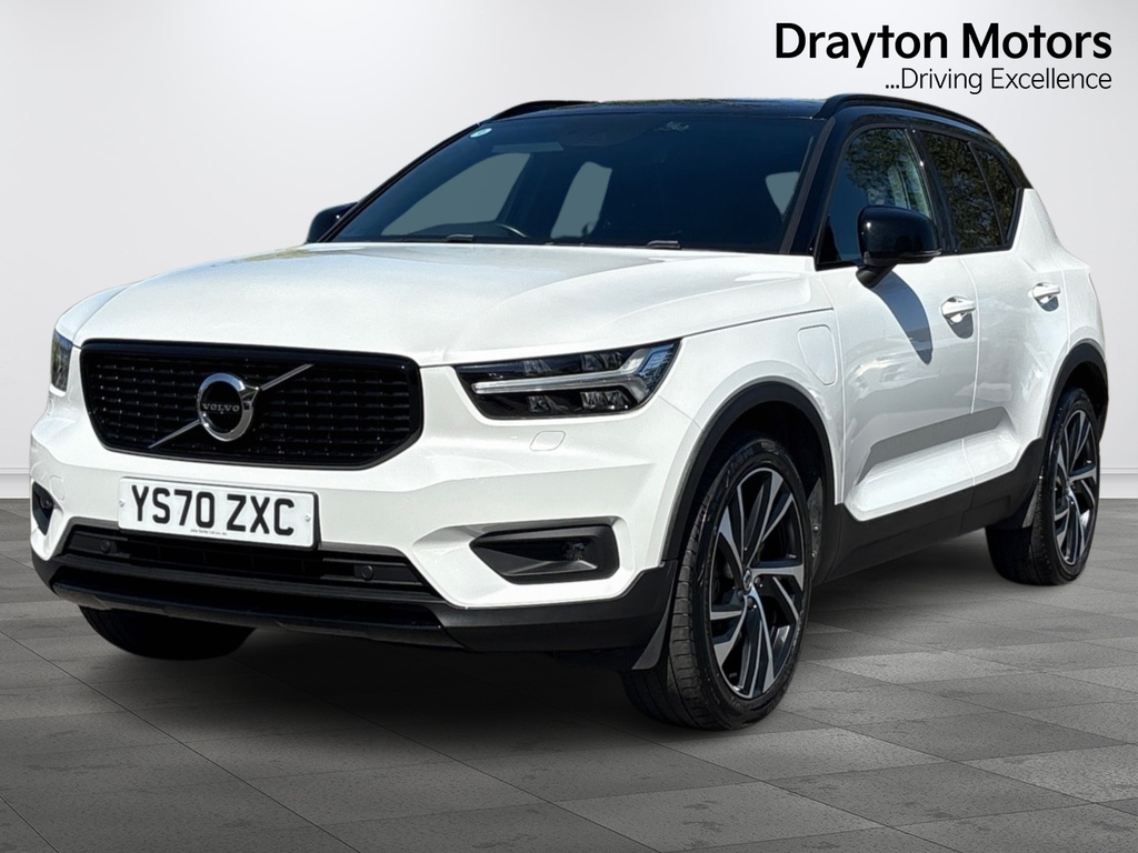 Volvo XC40 1.5H T5 Twin Engine Recharge 10.7Kwh R Design Pro YS70ZXC White #4