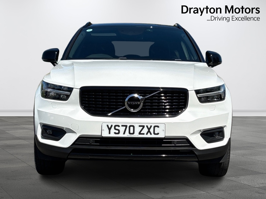 Volvo XC40 1.5H T5 Twin Engine Recharge 10.7Kwh R Design Pro YS70ZXC White #3