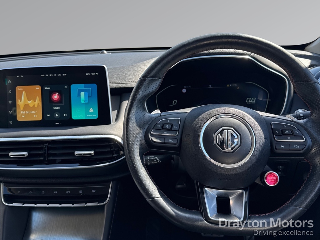 MG HS 1.5 T Gdi Trophy Suv Dct LE23NVB Silver #2