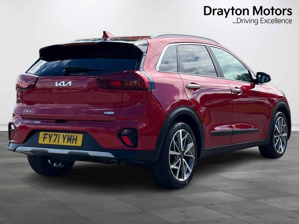 Kia Niro 1.6 Gdi 3 Suv Hybrid Dct FY71YMH Red #6