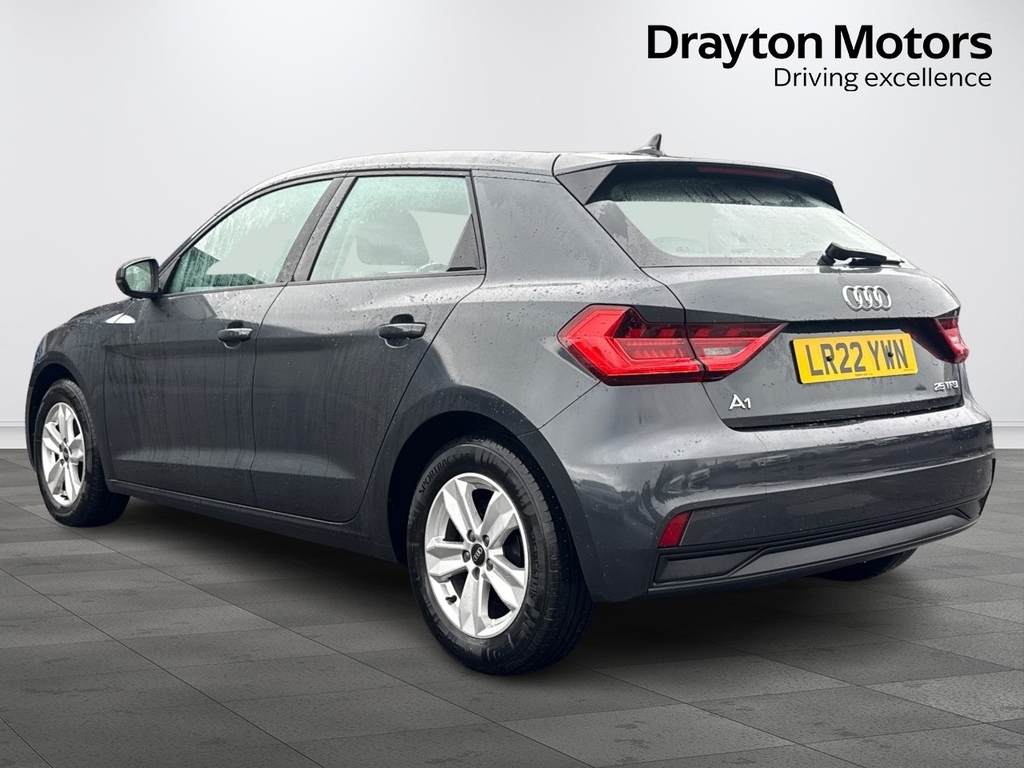 Audi A1 1.0 Tfsi 25 Technik Sportback LR22YWN Grey #3