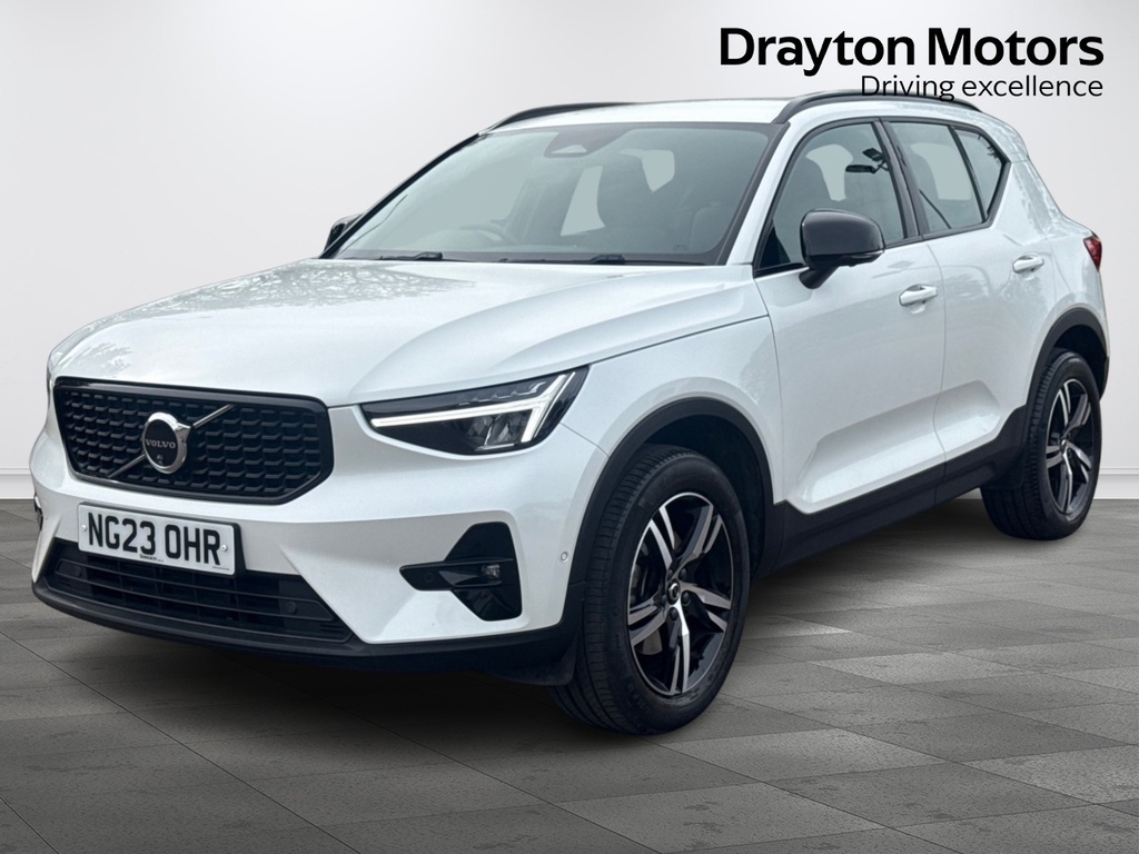 Volvo XC40 2.0 B3 Mhev Plus Dark Suv Hybrid Dct Au NG23OHR White #4