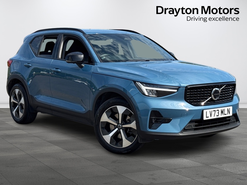 Volvo XC40 2.0 B4 Mhev Plus Dark Suv Hybrid Dct Au Blue