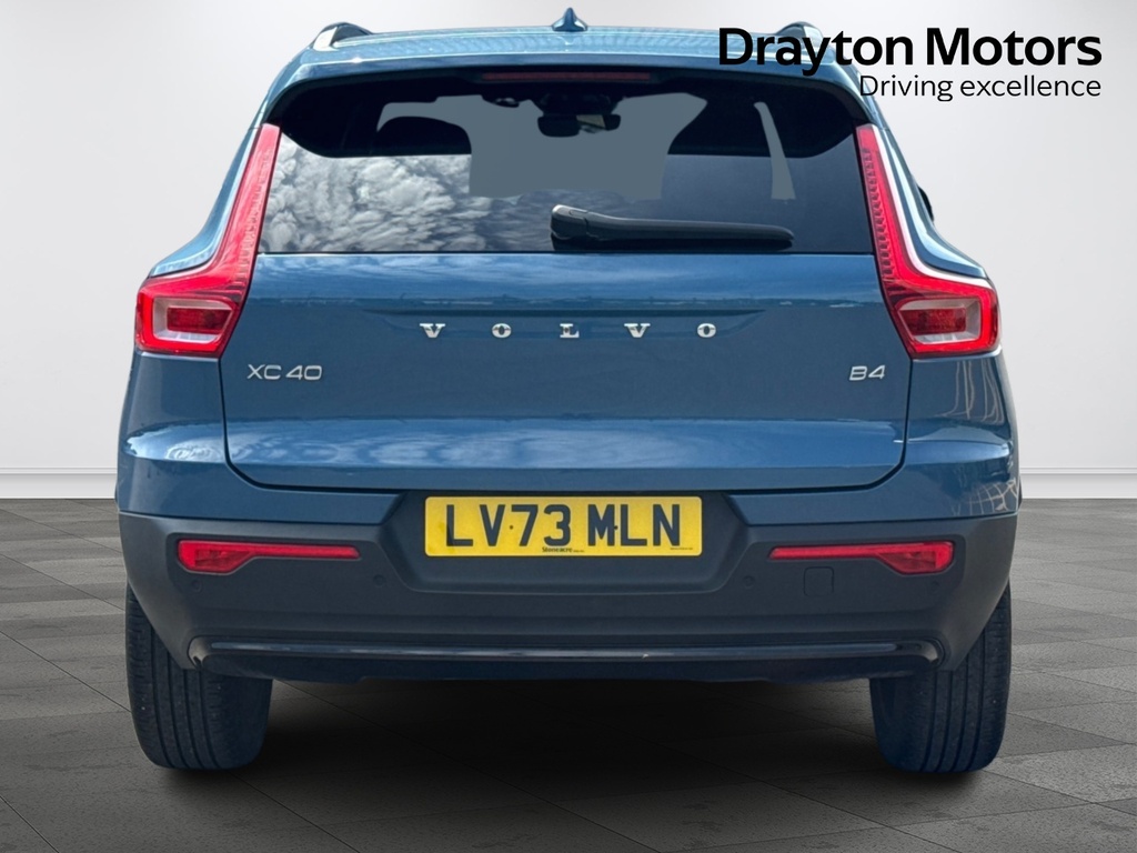 Volvo XC40 2.0 B4 Mhev Plus Dark Suv Hybrid Dct Au LV73MLN Blue #6