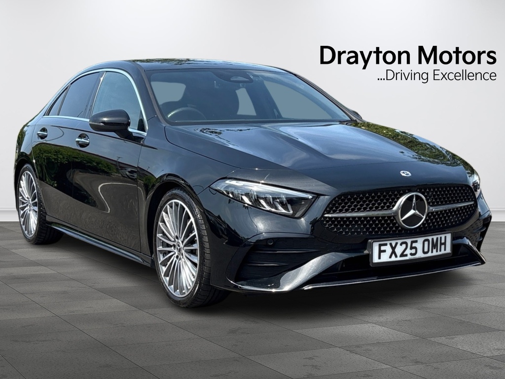 Mercedes-Benz A Class 1.3 A200h Mhev Amg Line Black