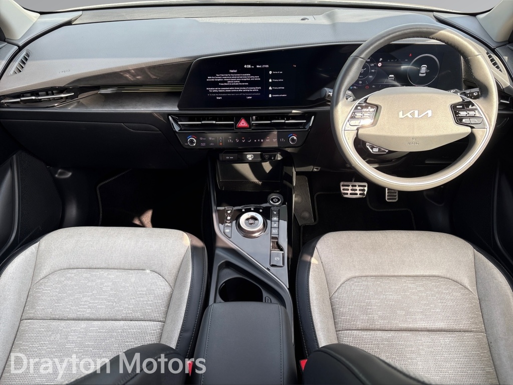 Kia e-Niro 64.8Kwh 4 Suv AD23NPE White #2