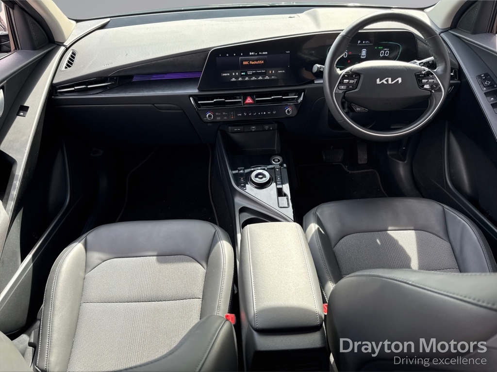 Kia Niro 1.6H Gdi 3 Suv Hybrid Dct FT23MFV Black #2