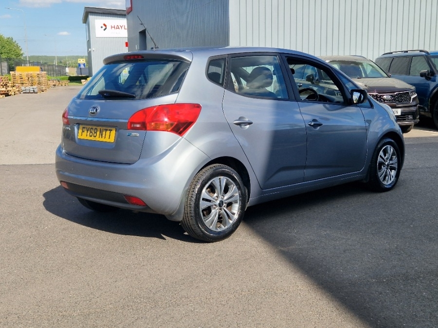 Kia Venga 1.6 2 Mpv Silver #3