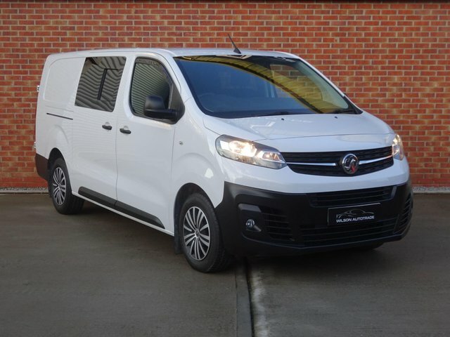 Vauxhall Vivaro Turbo D 2900 Dynamic AF22HFB White #2