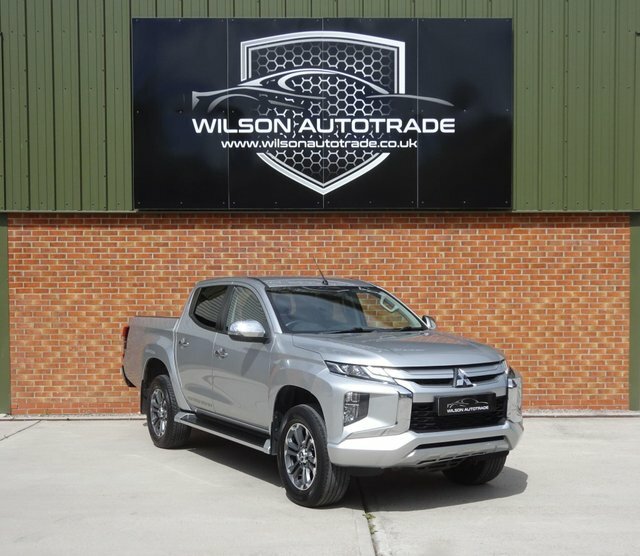 Mitsubishi L200 Di-d Dc Barbarian Silver