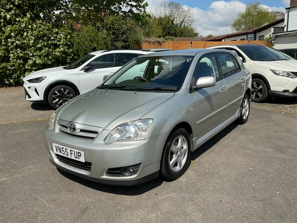 Toyota Corolla 1.6 Vvt-i T3 200555 Silver
