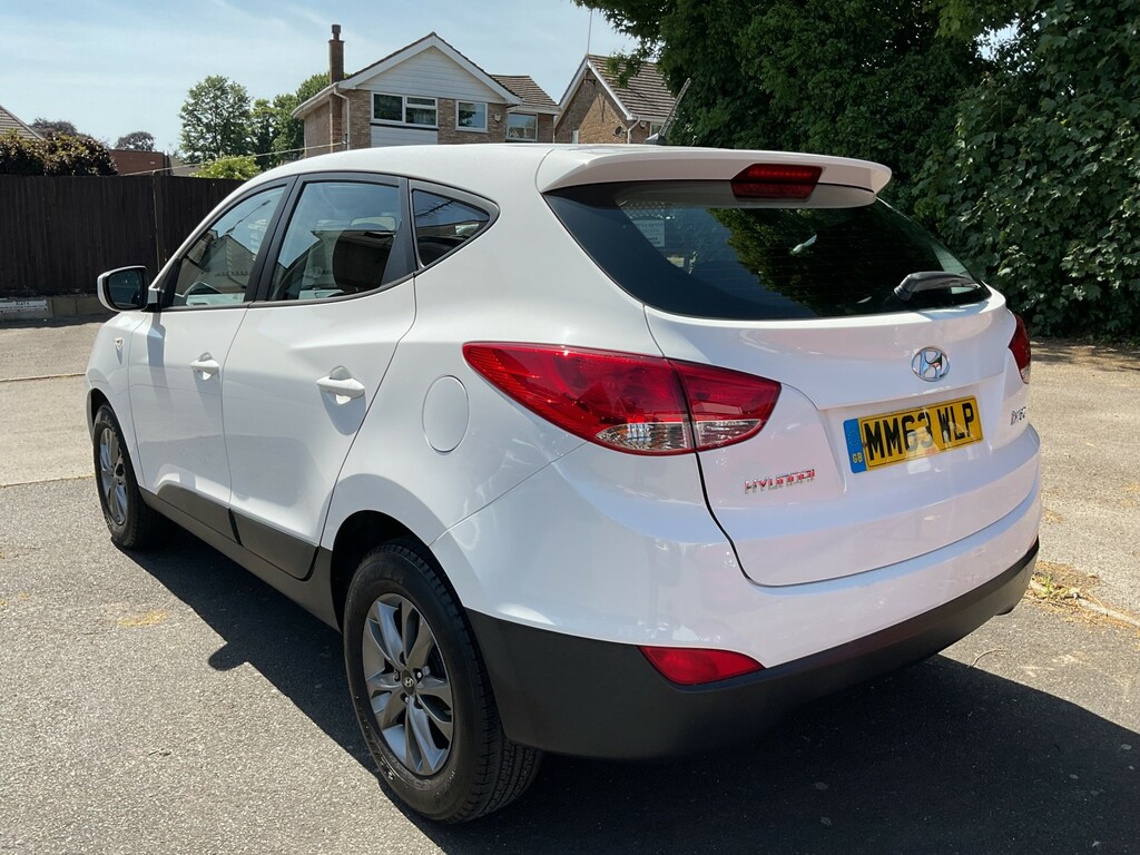 Hyundai Ix35 1.6 Gdi S 201463 White #4