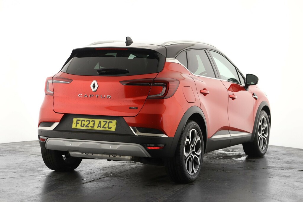 Renault Captur 1.6 E-tech Plug-in Hybrid 160 Techno FG23AZC Red #3