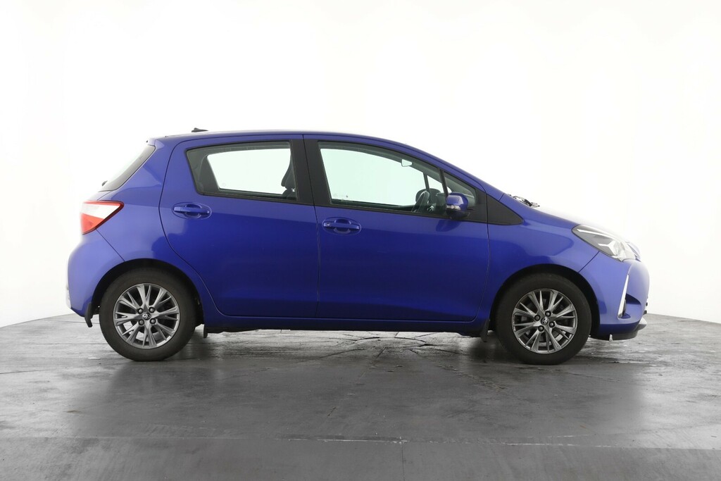 Toyota Yaris 1.5 Vvt-i Icon Blue #4