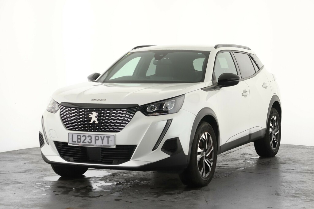 Peugeot 2008 1.2 Puretech Allure Premium White #5