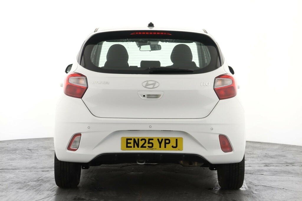 Hyundai I10 1.0 63 Advance Nav EN25YPJ White #2